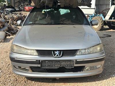 Peugeot 406 Jobb első Sárvédő *163138*