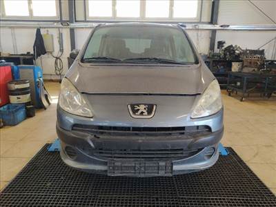 PEUGEOT 1007 (KM_) 1.4 HDi - Bontódik!