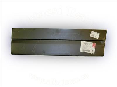 VW T4 1996-2003 Caravelle/Multivan - Első ajtóborító alsó rész jobb (18cm)