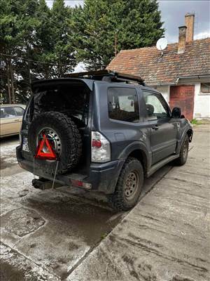 Mitsubishi Pajero III motor 