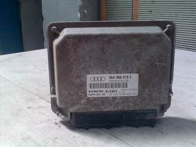 AUDI A3 96-00 Motorvezérlő egység ECU PCM modul