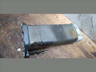 Audi A2 (8Z) Bal Lökhárító Tartó Nyúlványvég 13014 8z0805119