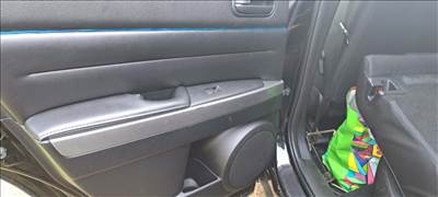 Mazda CX-7 bal hátsó ajtókárpit 