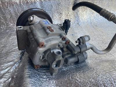 Nissan Micra V 1.4 klíma kompresszor  92600ax800