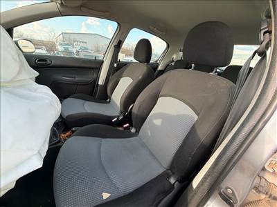 Peugeot 206 Jobb első Fejtámla *160644*