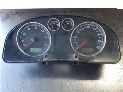 Volkswagen Passat B5 96-05 Óraegység / Kilométeróra