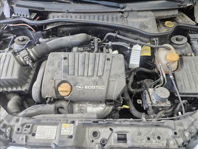 Opel z18xe motor eladó! 75e km!