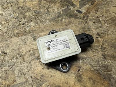 Audi A4 (B6/B7) Szenzor 8e0907637b