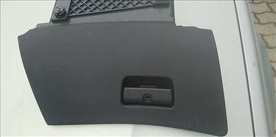 BMW E39 kesztyűtartó 