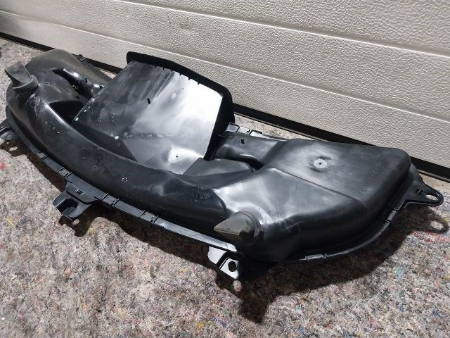 Audi A2 (8Z) Légbeömlő 13060 8z0819915 3. kép