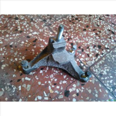 Focus motor tartó bak 1.8 TDCI