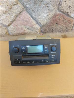 Toyota Corolla Verso (E121) Rádió 3732 8612013060
