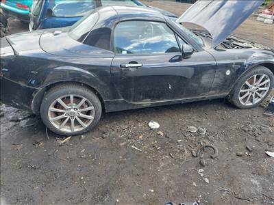 Mazda MX-5 NC alkatrészek