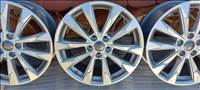 Eladó,Gyári,Új, Audi Q3 II F3 18"Sportline alufelni Agy 57.1