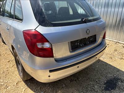 Skoda Fabia II csomagtérajtó 