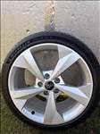  5x112 lyukosztású 18" újszerű (gyári felni)rajta 225/40 új Michelin Pilot Sport 5 nyári gumi gumi 