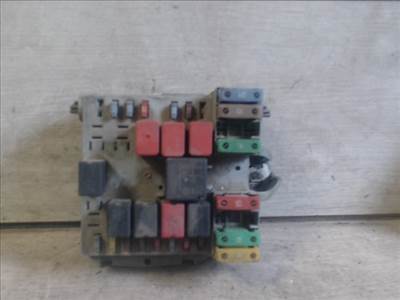 FIAT STILO 01.09-06.12 Biztosítéktábla BCM BSI BSM SAM GEM modul Motortér