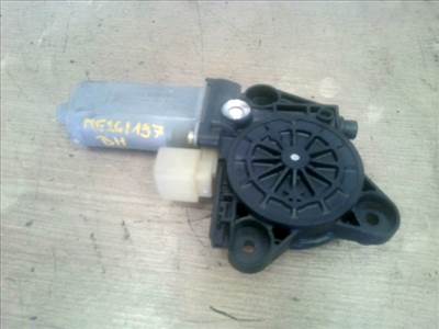 MERCEDES C (W203) 2000.06.01-2006.12.31 Bal hátsó ablakemelő motor
