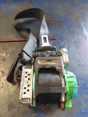 Audi A4 B8 Bal Első Biztonsági Öv