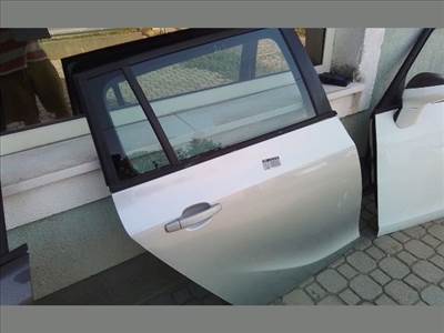 Opel Zafira C jobb hátsó ajto komplett 70000.-ft.   46137
