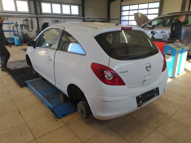 OPEL CORSA D 1.3 CDTI - Bontódik! 4. kép