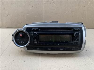 Toyota Yaris rádió 861200d640