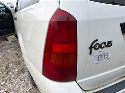 Ford Focus Mk1 Bal Hátsó Lámpa *159599*