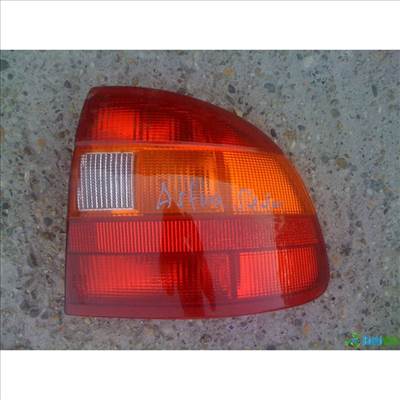 Opel Astra F sedan hátsó lámpa eladó