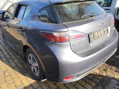 Lexus CT bontott alkatrészei