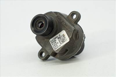 BMW 3er F30-F31-F34-F80 M3 GT/LCI, 4er F32-F33-F36-F82-F83 M4 Gran Coupé/LCI, 5er F07-F10-F11 GT/LCI, 6er F06-F12-F13 Gran Coupé/LCI, 7er F01-F02-F03-F04 Hybrid LCI, X3 F25, X5 E70 LCI, X6 E71-E72 sárvédőbe építhető kamera