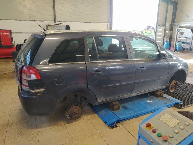 OPEL ZAFIRA B (A05) 1.7 CDTI - Bontódik! 7. kép