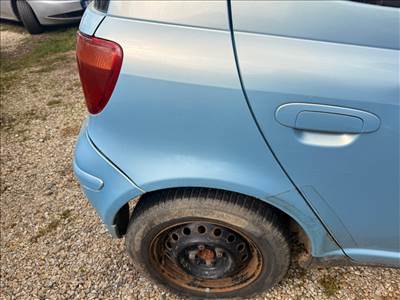 Toyota Yaris (XP10) 1.3 jobb hátsó sárvédő 