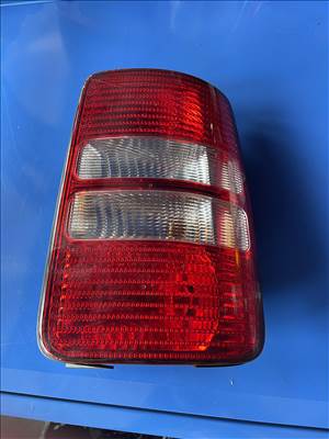 Volkswagen Caddy III Jobb hátsó lámpa 2K5945096