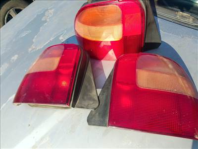 Rover 400 hátsó lámpák 