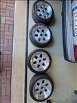  5x112 lyukosztású 17" újszerű OZ alufelni, rajta 225/45 újszerű Hankook nyári gumi gumi 