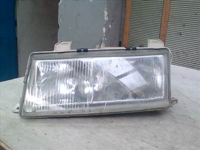 LADA 2110 Bal első fényszóró