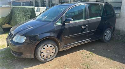 Volkswagen Touran I bontott alkatrészei