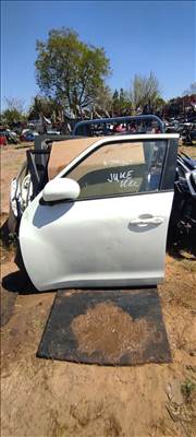 Nissan Juke I Bal első ajtó 