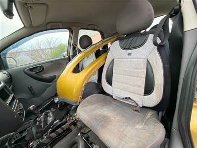 Opel Corsa C Bal első Ülés *162887*