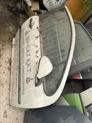 Peugeot 207 ajtó 
