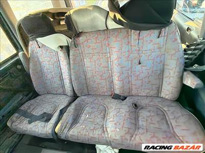 Mercedes Vito (1st gen) W638 Hátsó Fejtámla *157952*