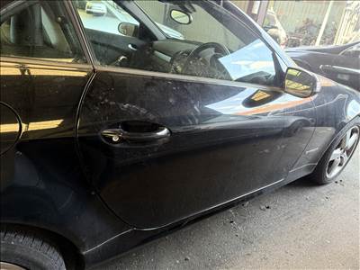 Mercedes SLK-osztály R171 jobb oldali ajtó 