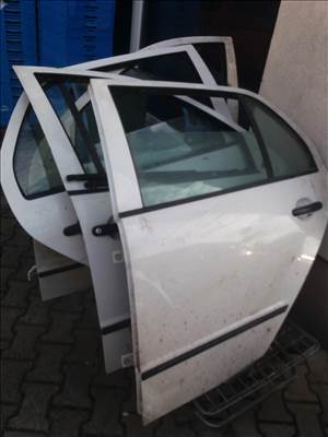 Skoda Fabia Komplett ajtók