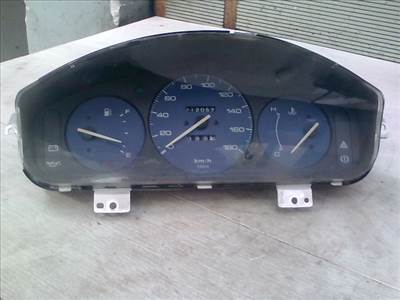 MAZDA 121 90.12.01-96.02.28 Kilóméteróra