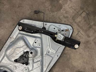 Volkswagen Tiguan I Jobb első Ablakemelő Szerkezet (Elektromos) 15535