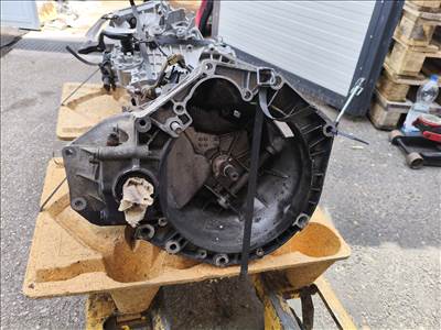 Fiat Punto I 55 S váltó 5 kézi 51451344