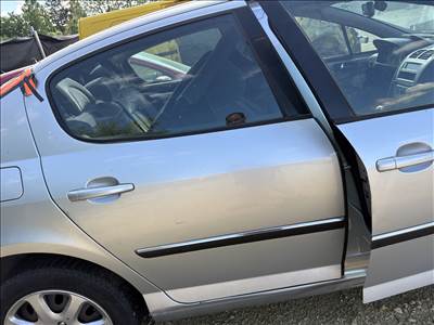 Peugeot 407 Jobb hátsó ajtó 
