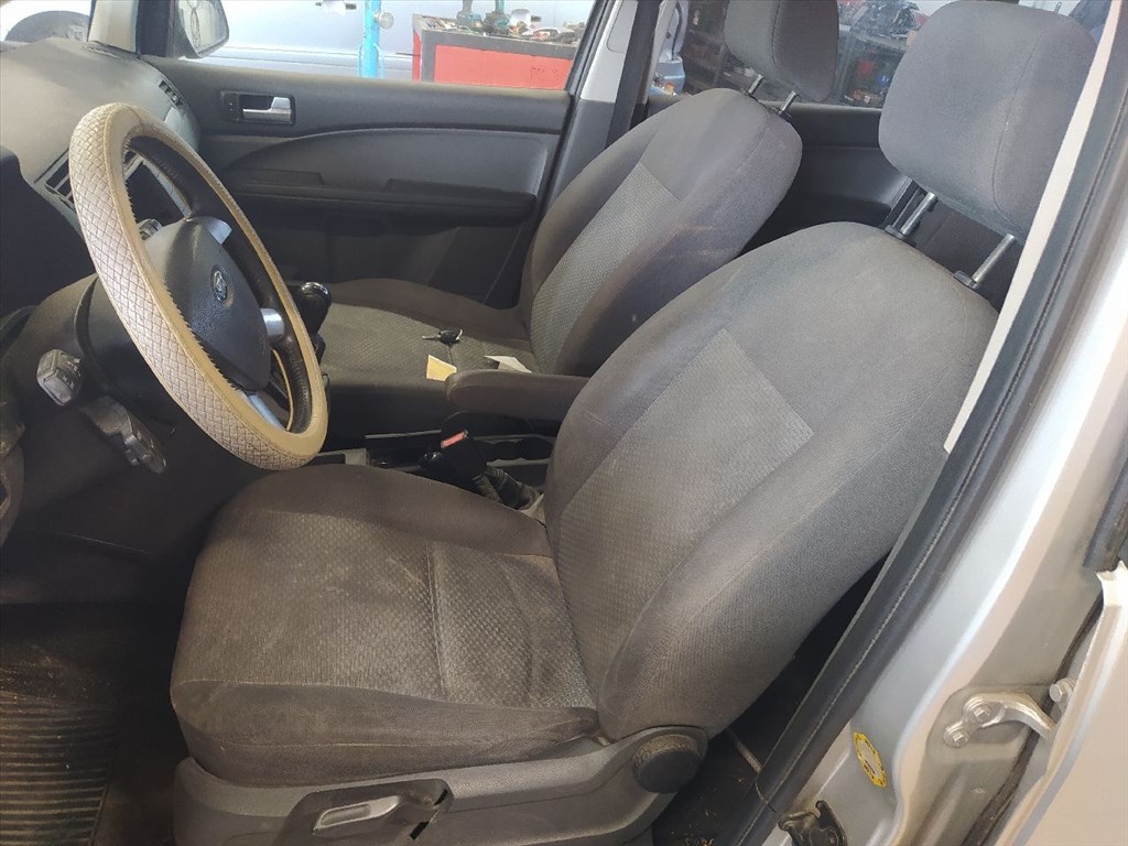 FORD FOCUS C-MAX 1.6 - Bontódik! 11. kép