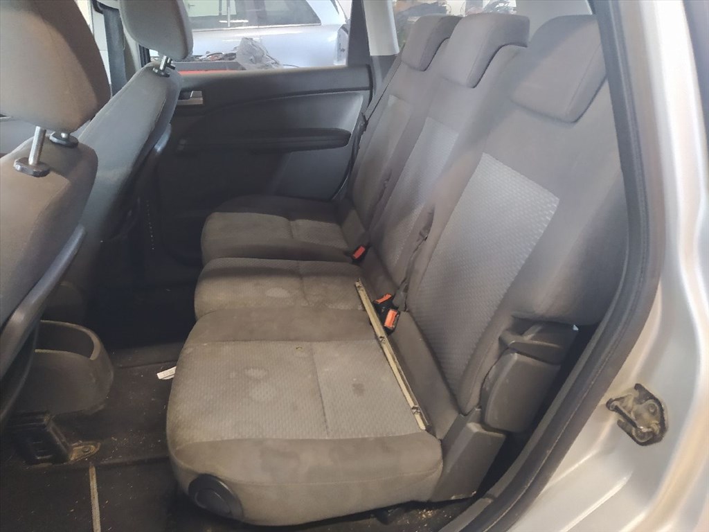 FORD FOCUS C-MAX 1.6 - Bontódik! 12. kép