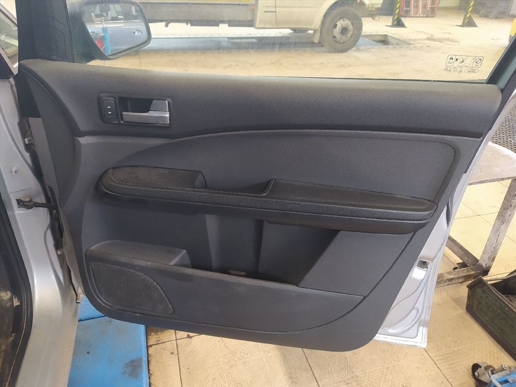 FORD FOCUS C-MAX 1.6 - Bontódik! 14. kép
